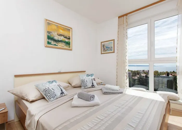 Apartmán 28 *