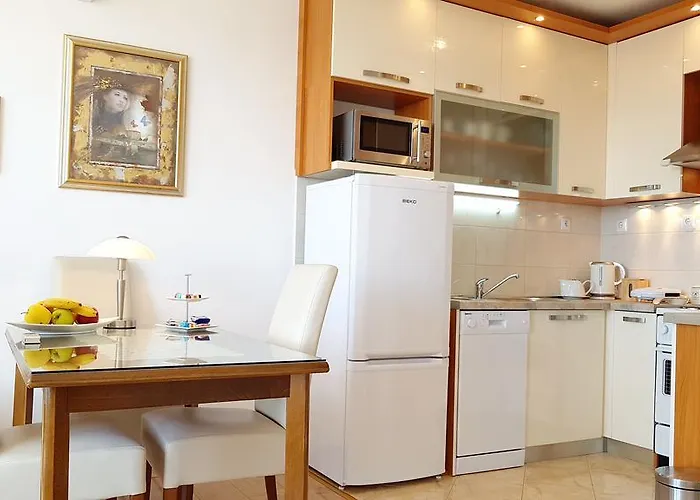 Apartmán 28 *